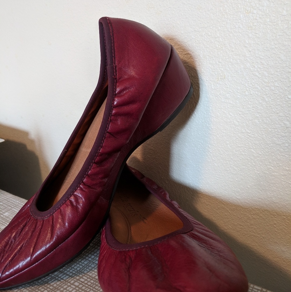 Gentle Souls by Kenneth Cole 6.5
